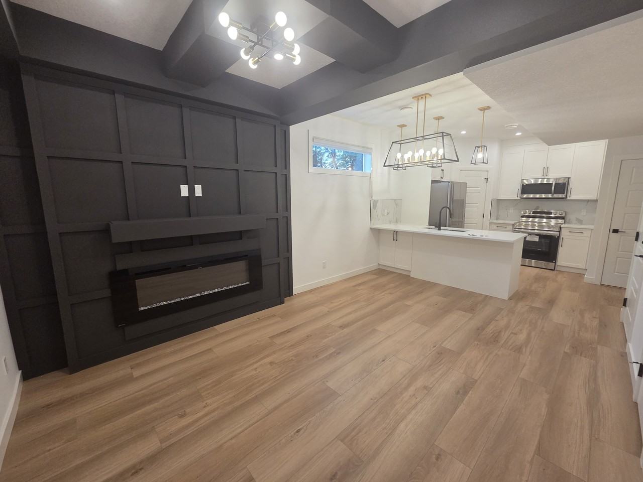 11519 67 St Nw - Photo 3 of 17