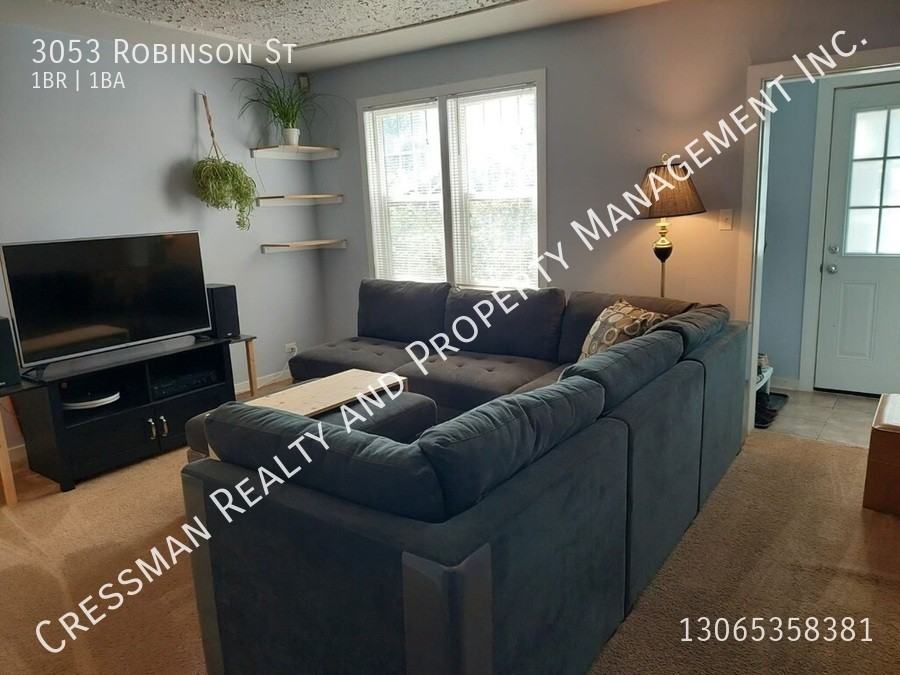 3053 Robinson St - Photo 2 of 10