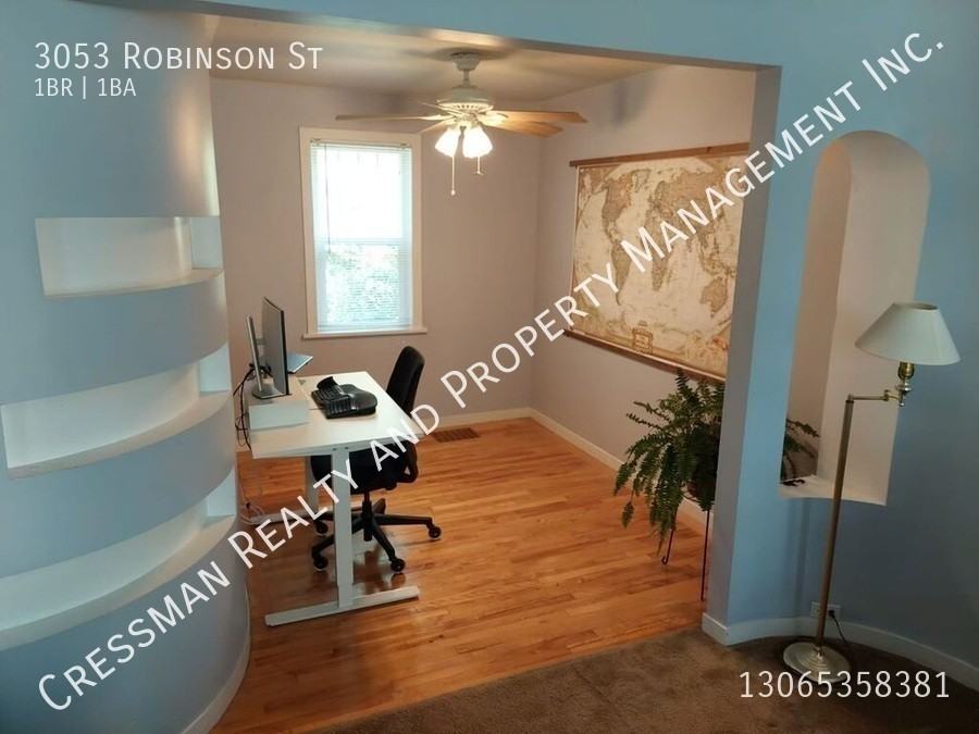 3053 Robinson St - Photo 3 of 10