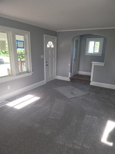 916 Donald Ave #1 - Photo 4 of 12