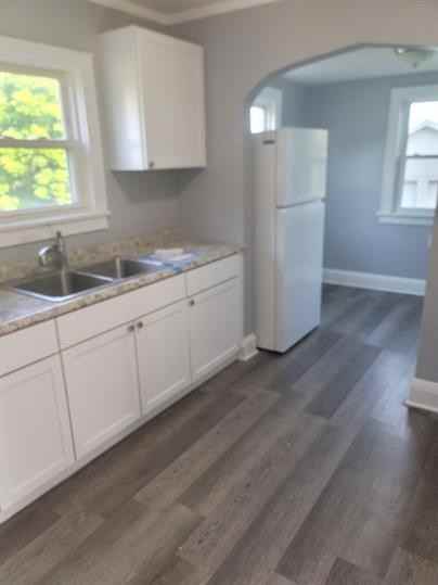 916 Donald Ave #1 - Photo 5 of 12