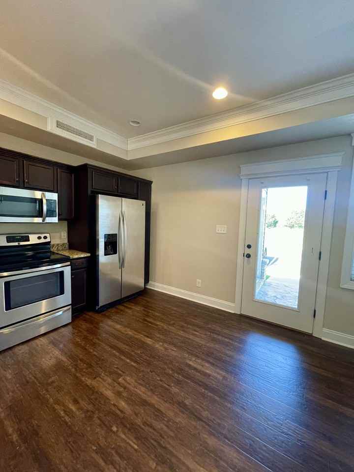 219 Capstone Dr #1 - Photo 4 of 32