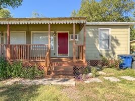 featured image of 124 S Krueger Ave #1