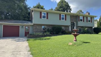 featured image of 1305 Ridgeway Cir #1