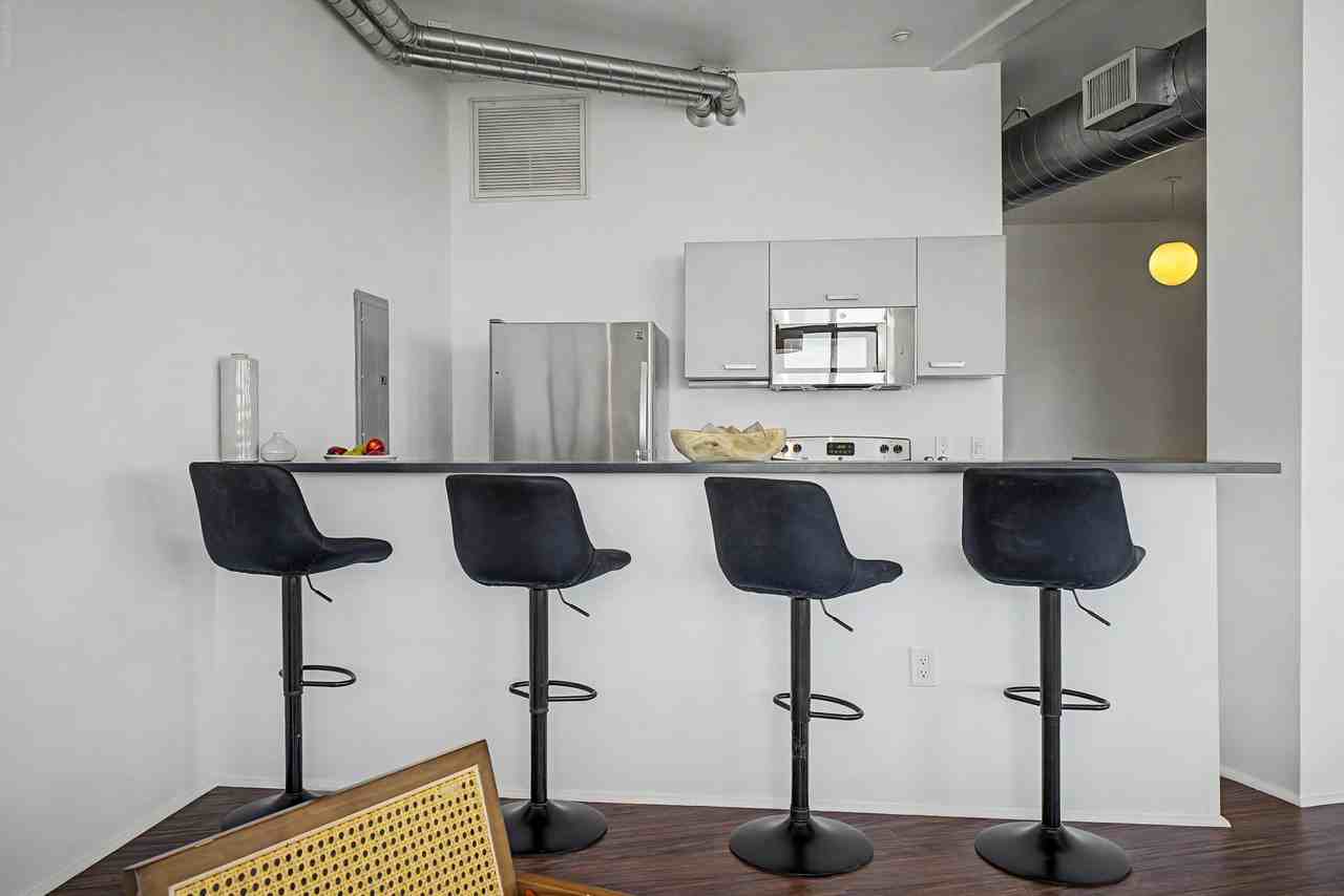 3100 Huron Street #3M - Photo 6 of 25