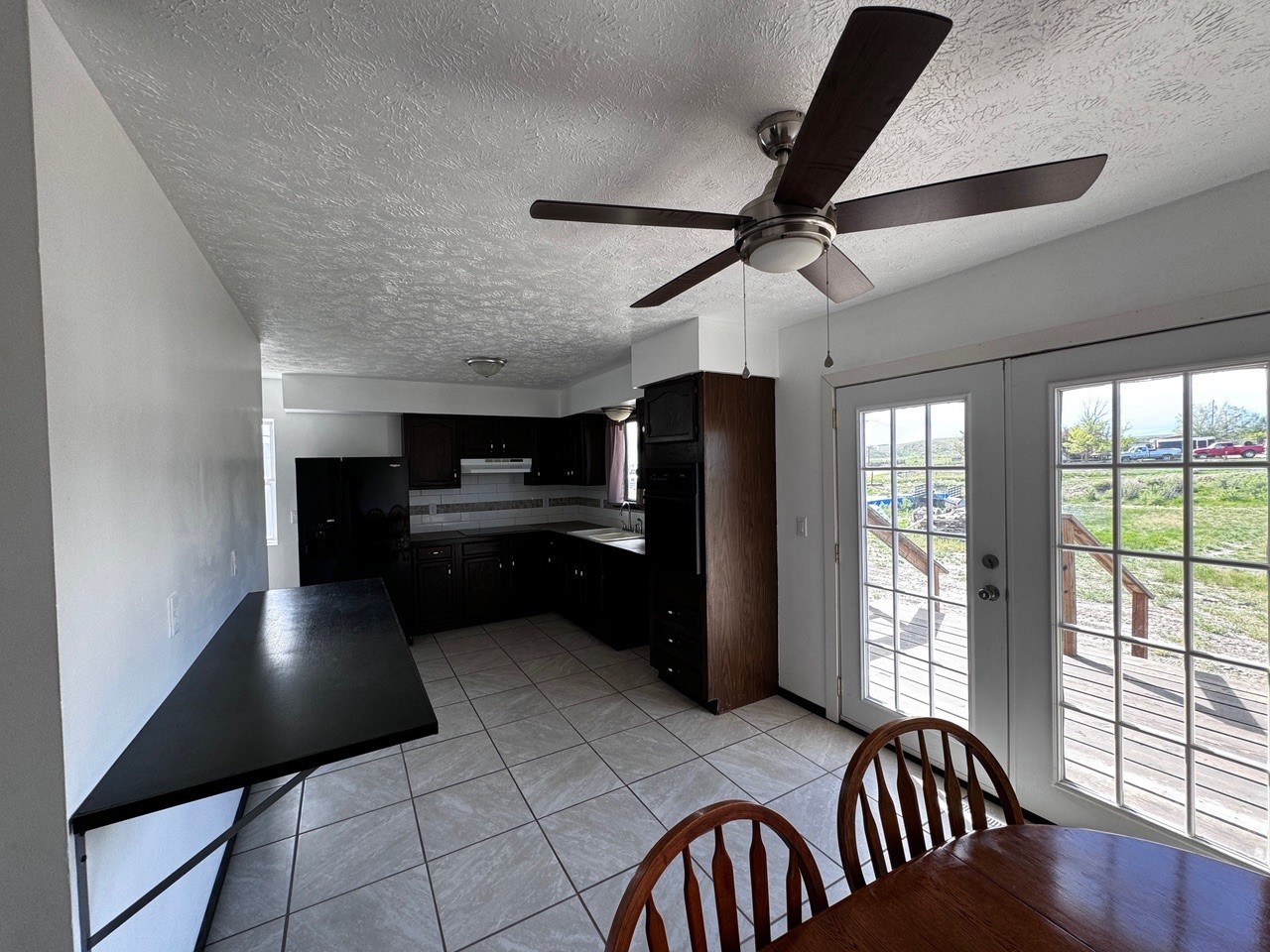 1040 Jade Dr #1 - Photo 7 of 28