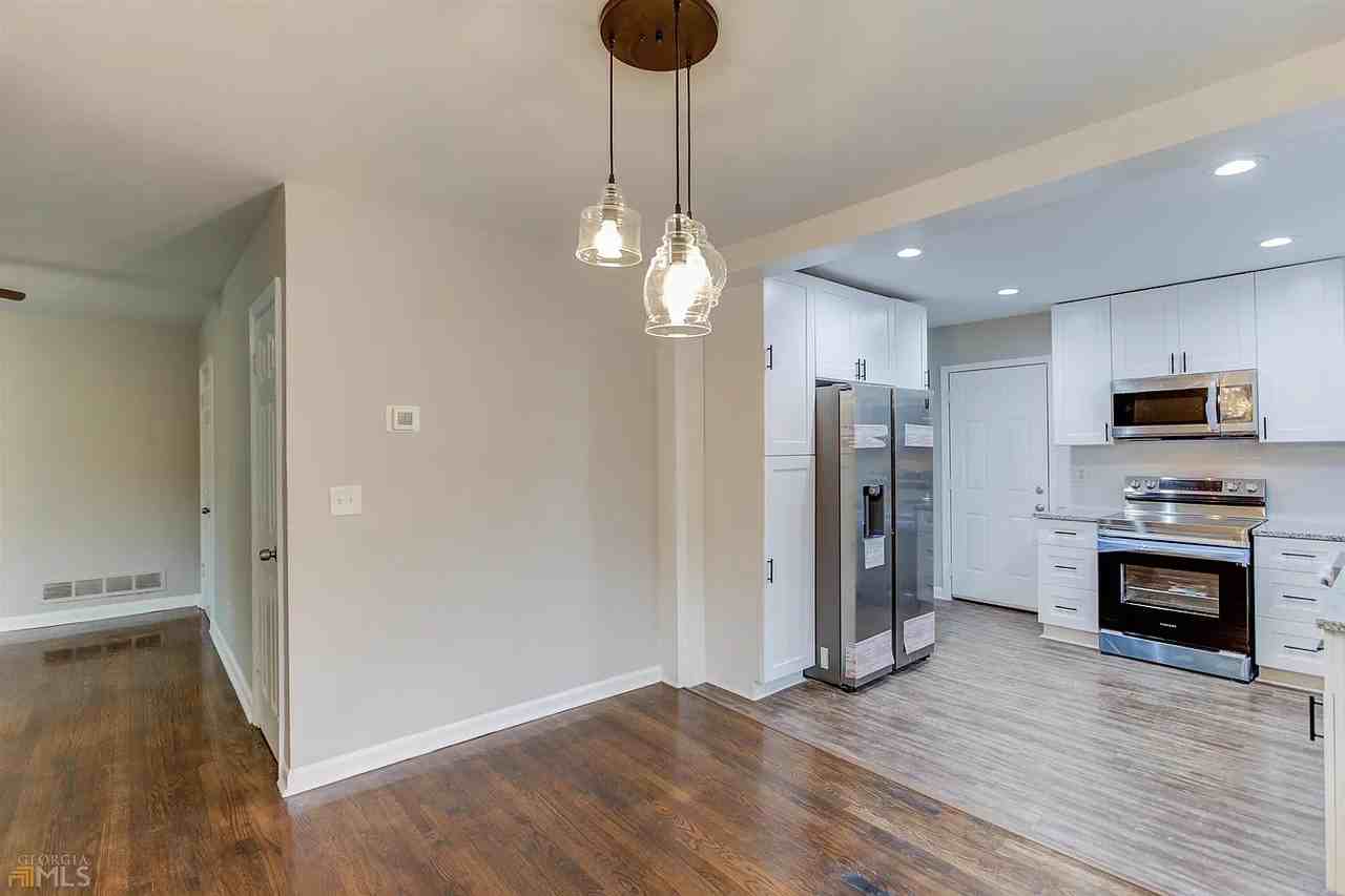 2726 Oldknow Dr Nw - Photo 4 of 21