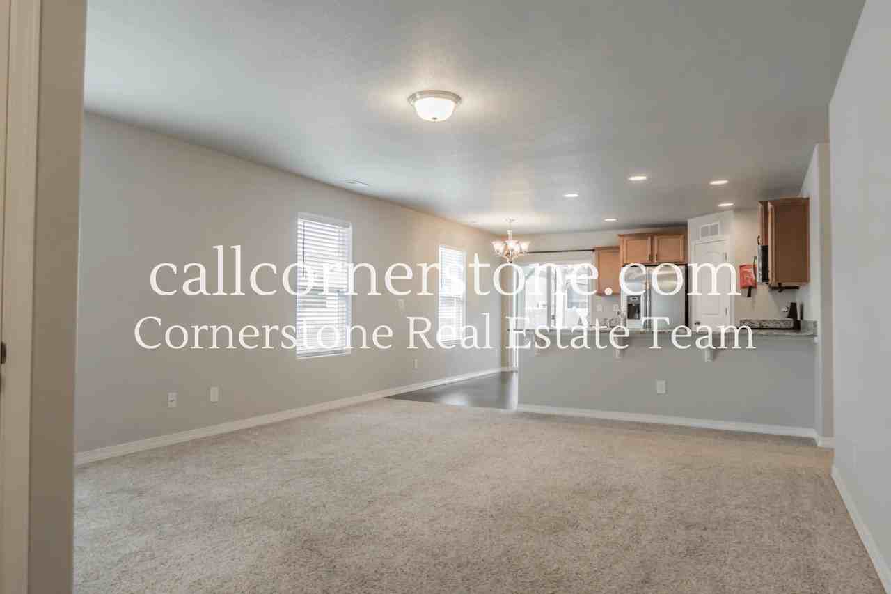 10738 Traders Pkwy #1 - Photo 4 of 25