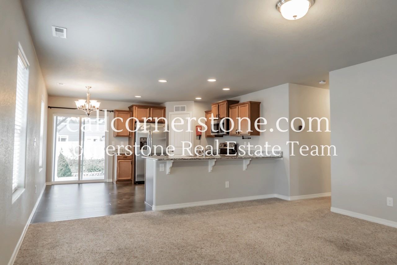 10738 Traders Pkwy #1 - Photo 5 of 25