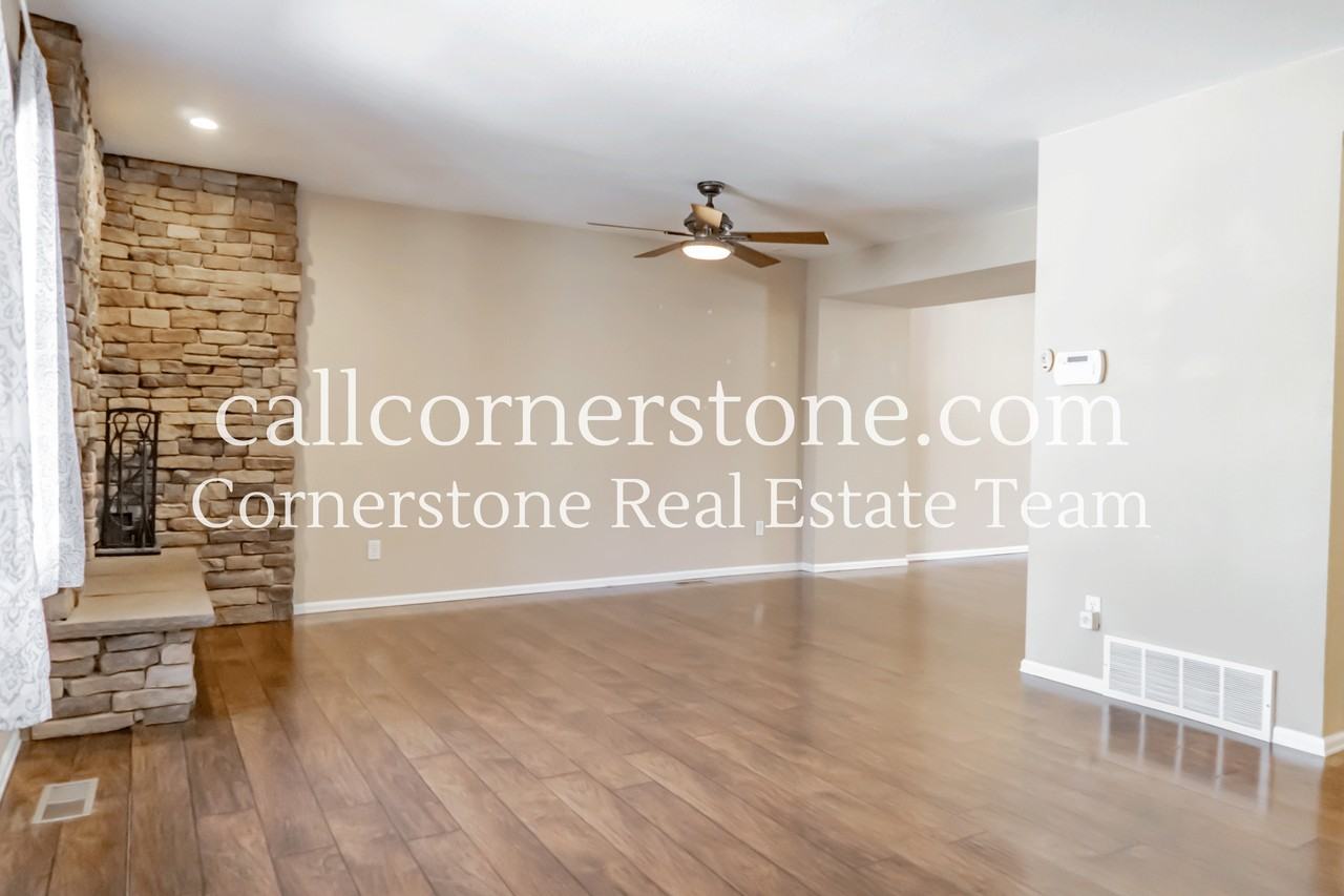 2081 Sussex Ln #1 - Photo 5 of 28