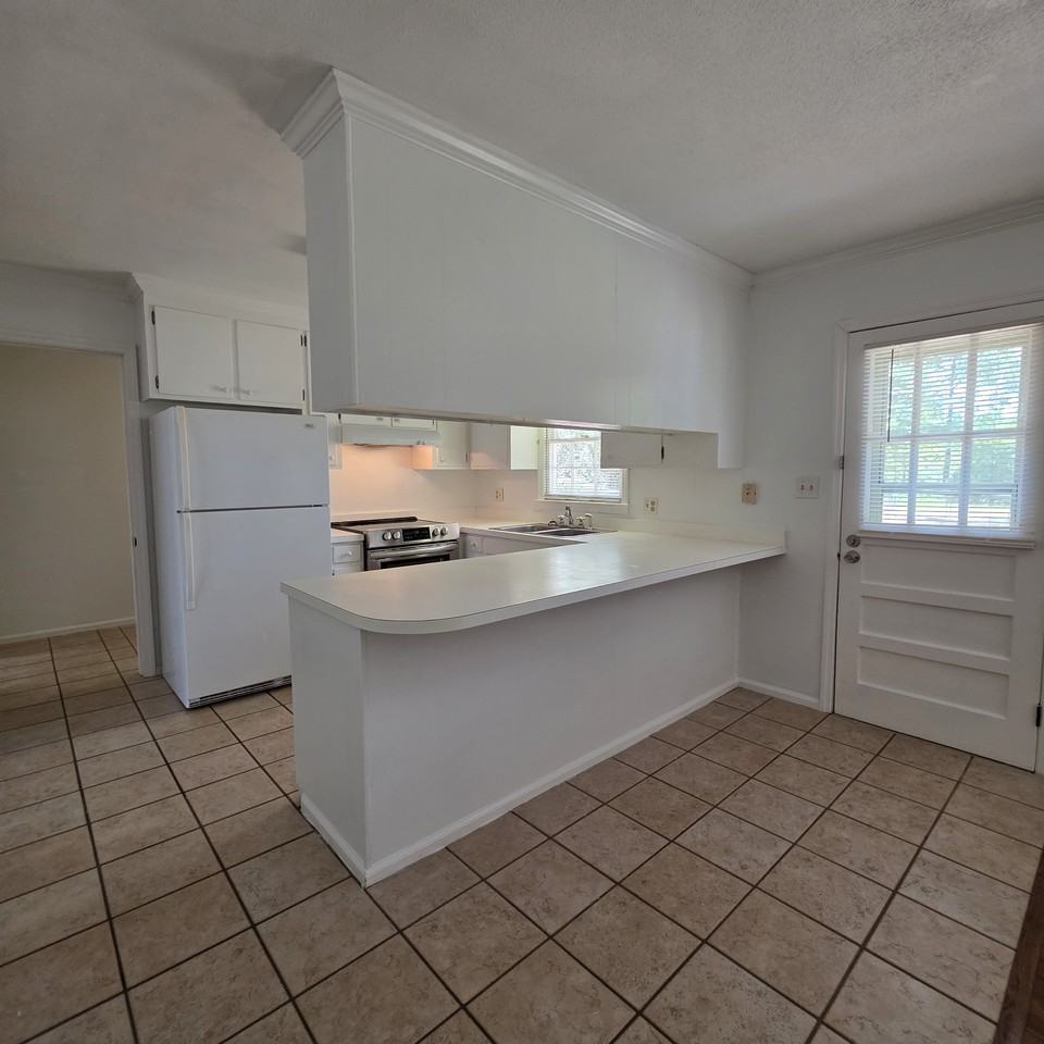 2625 Partridge Dr #1 - Photo 6 of 19