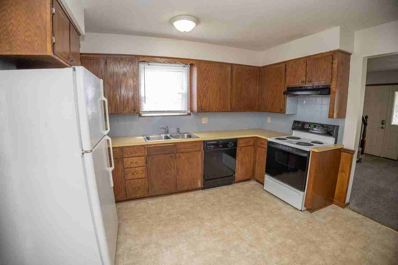2601 Midway St #B - Photo 4 of 21