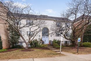 864 College Pkwy #201 - Photo 1 of 1