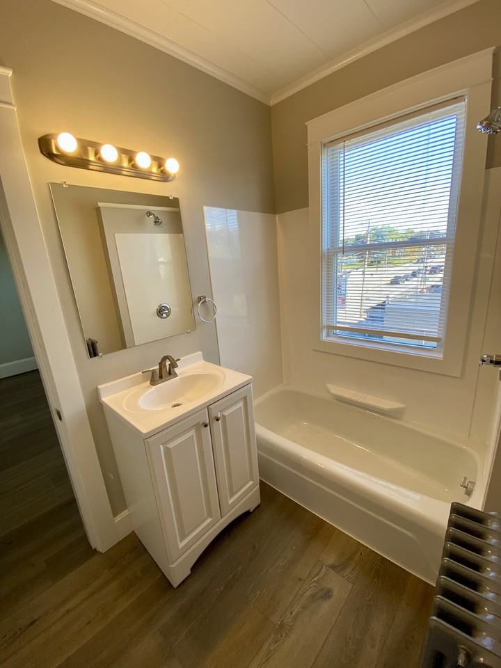 965 Lisbon St - Photo 6 of 8