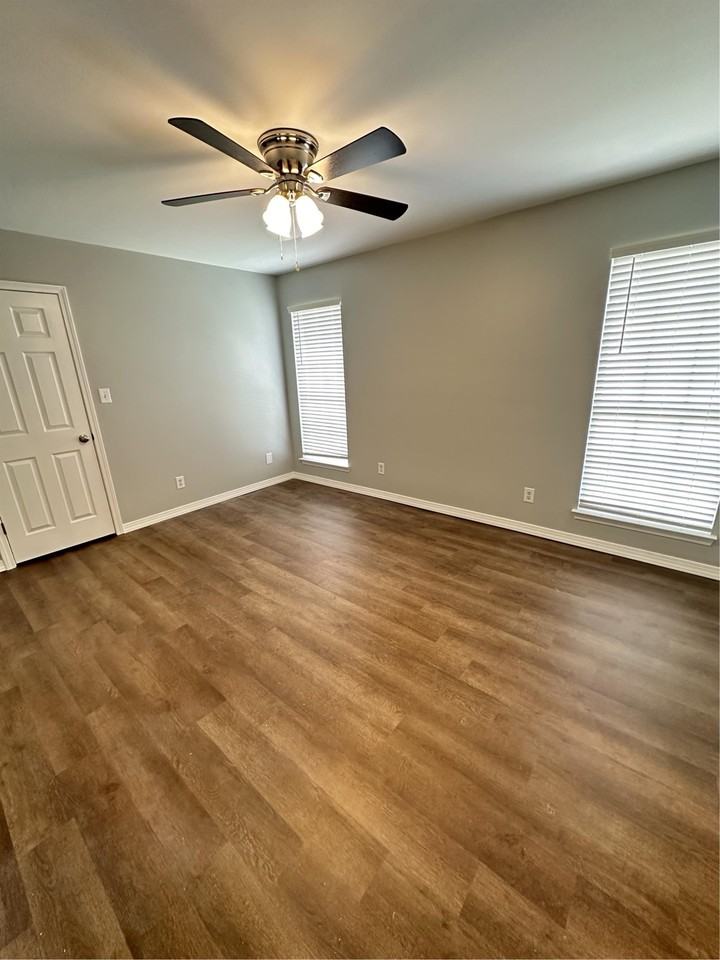 1780 Dawes Rd - Photo 3 of 10