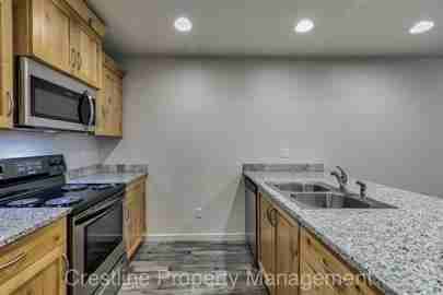 1029 E Iowa Ave #1 - Photo 3 of 10