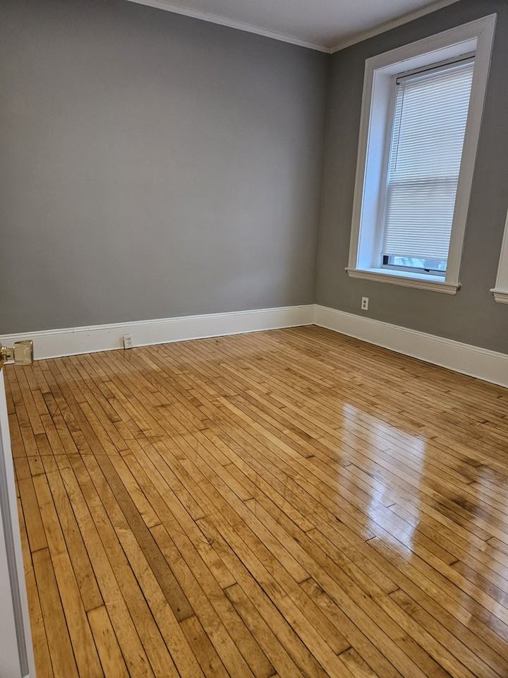 59 Brighton Ave #1ROOM1 - Photo 6 of 14