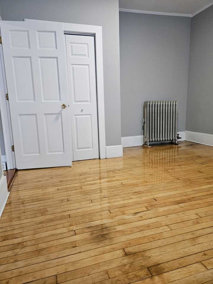 59 Brighton Ave #1ROOM1 - Photo 7 of 14