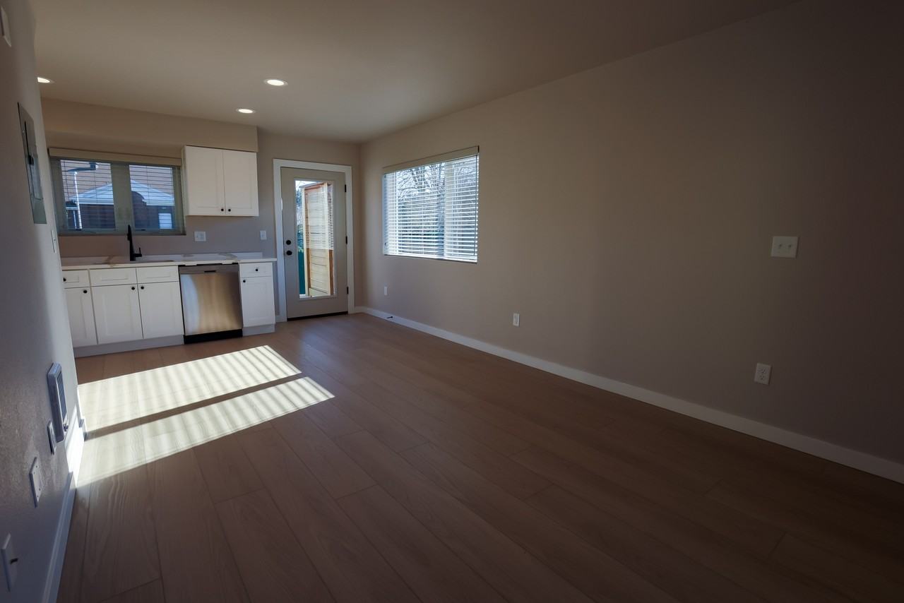 2901 Waverly Dr Se #2901-105 - Photo 3 of 16