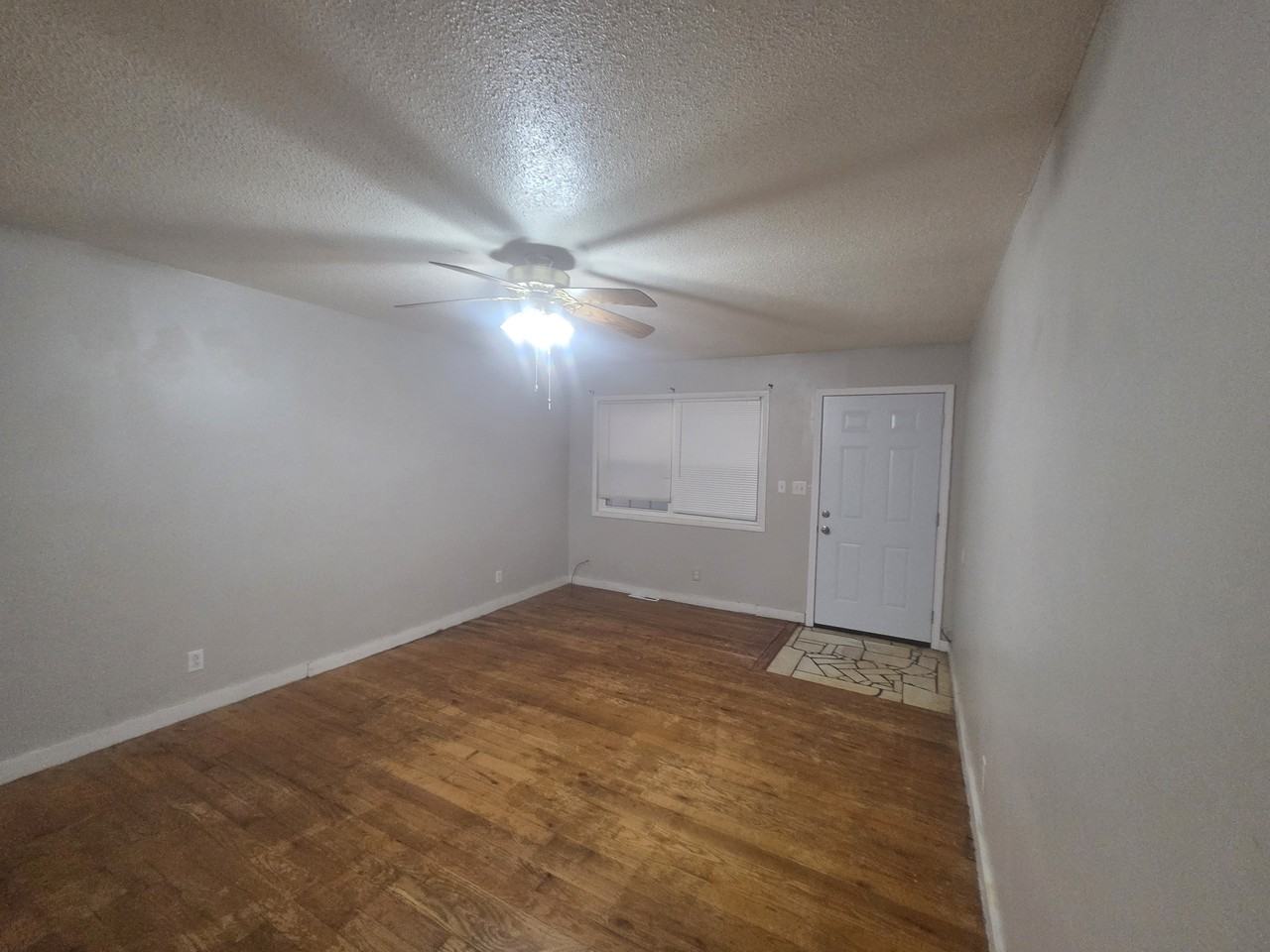 2027 S Ingram Mill Rd #3 - Photo 2 of 12