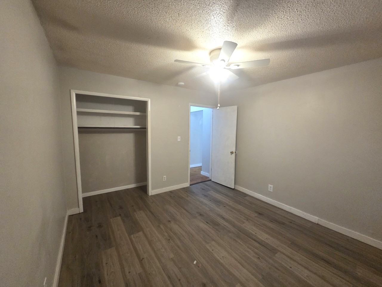2027 S Ingram Mill Rd #3 - Photo 6 of 12