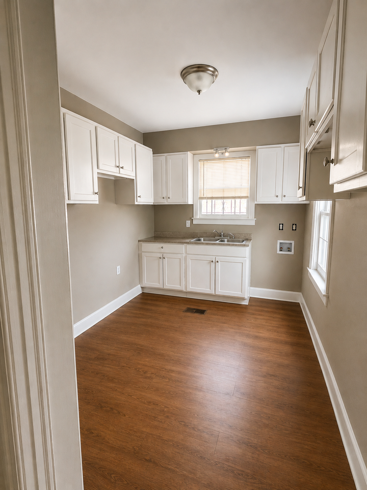 605 E Mckellar Ave #1 - Photo 3 of 6