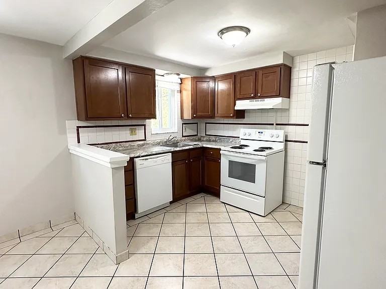181 Bale Dr #181 - Photo 4 of 14