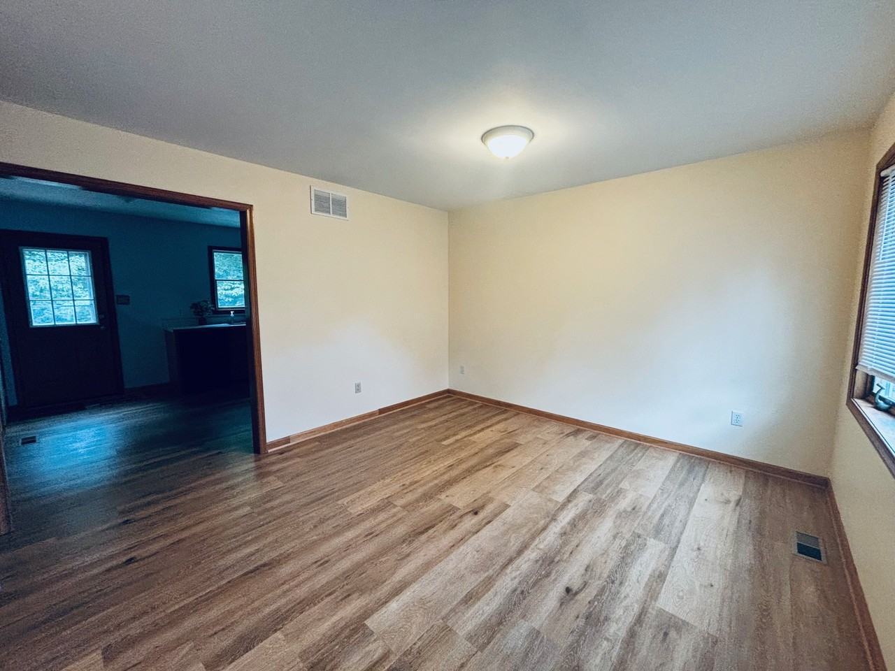 78 White Birch Dr - Photo 2 of 10