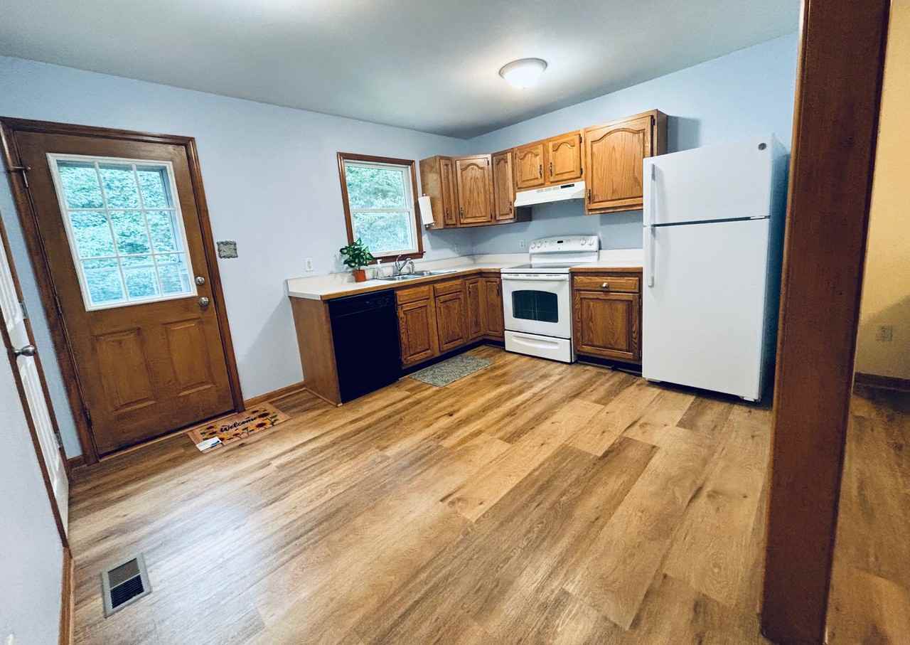 78 White Birch Dr - Photo 3 of 10