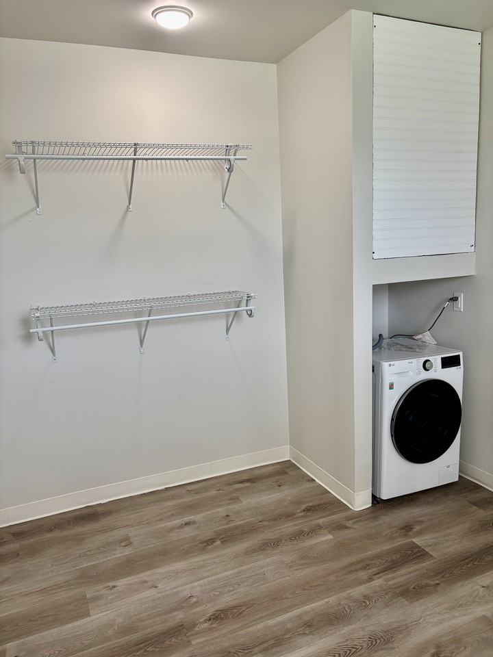 1800 W Bethune St #304 - Photo 5 of 32