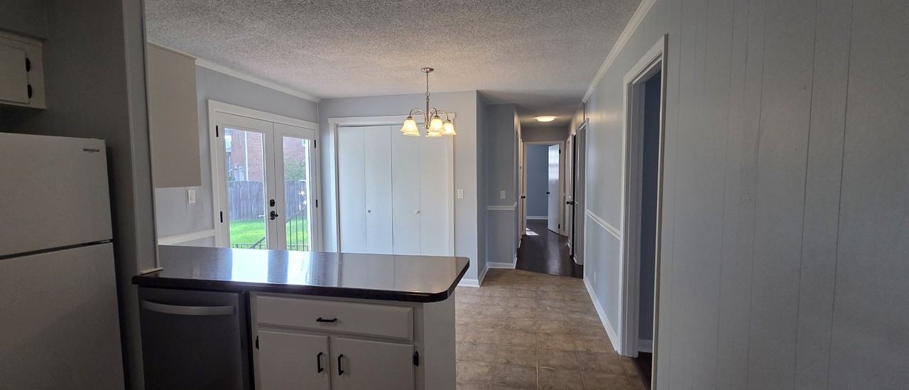 100 Southburn Drive - AUnit A #A - Photo 4 of 7