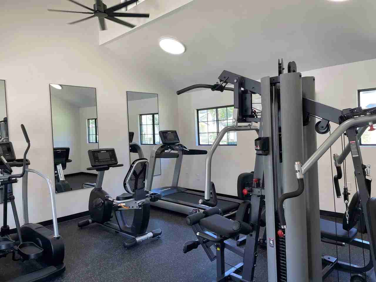 Greenhaven Apts. - Photo 5 of 8