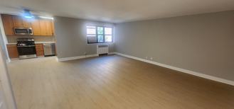 208 Anderson St #S3G - Photo 1 of 1
