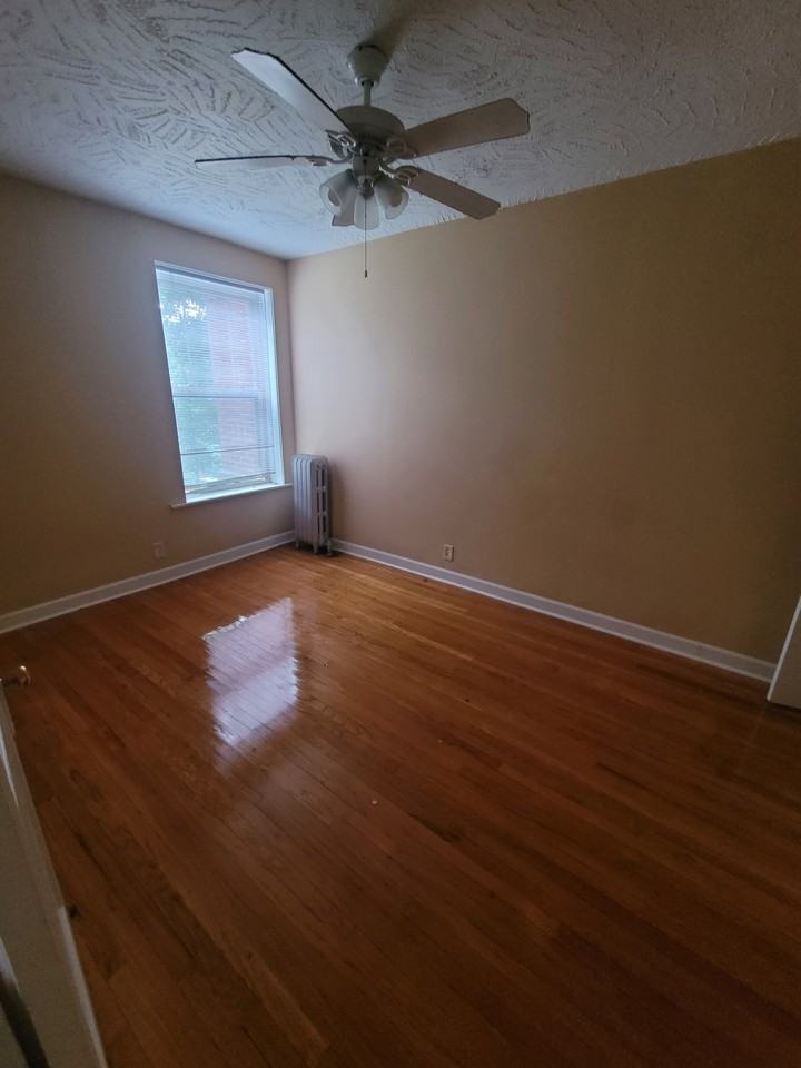 6948 S Crandon Ave #3S6948 - Photo 7 of 8