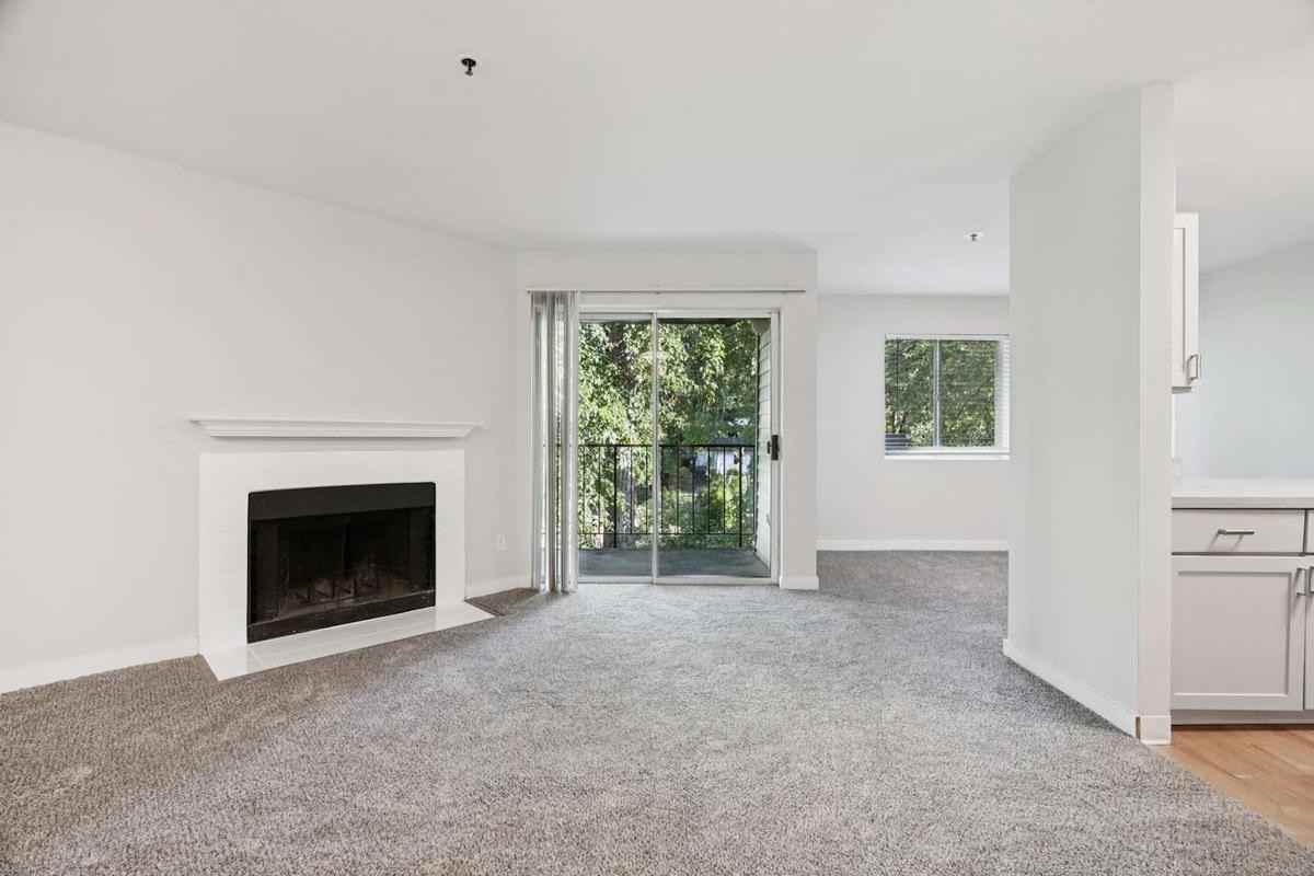 12200 Se Mcloughlin Blvd - Photo 5 of 45