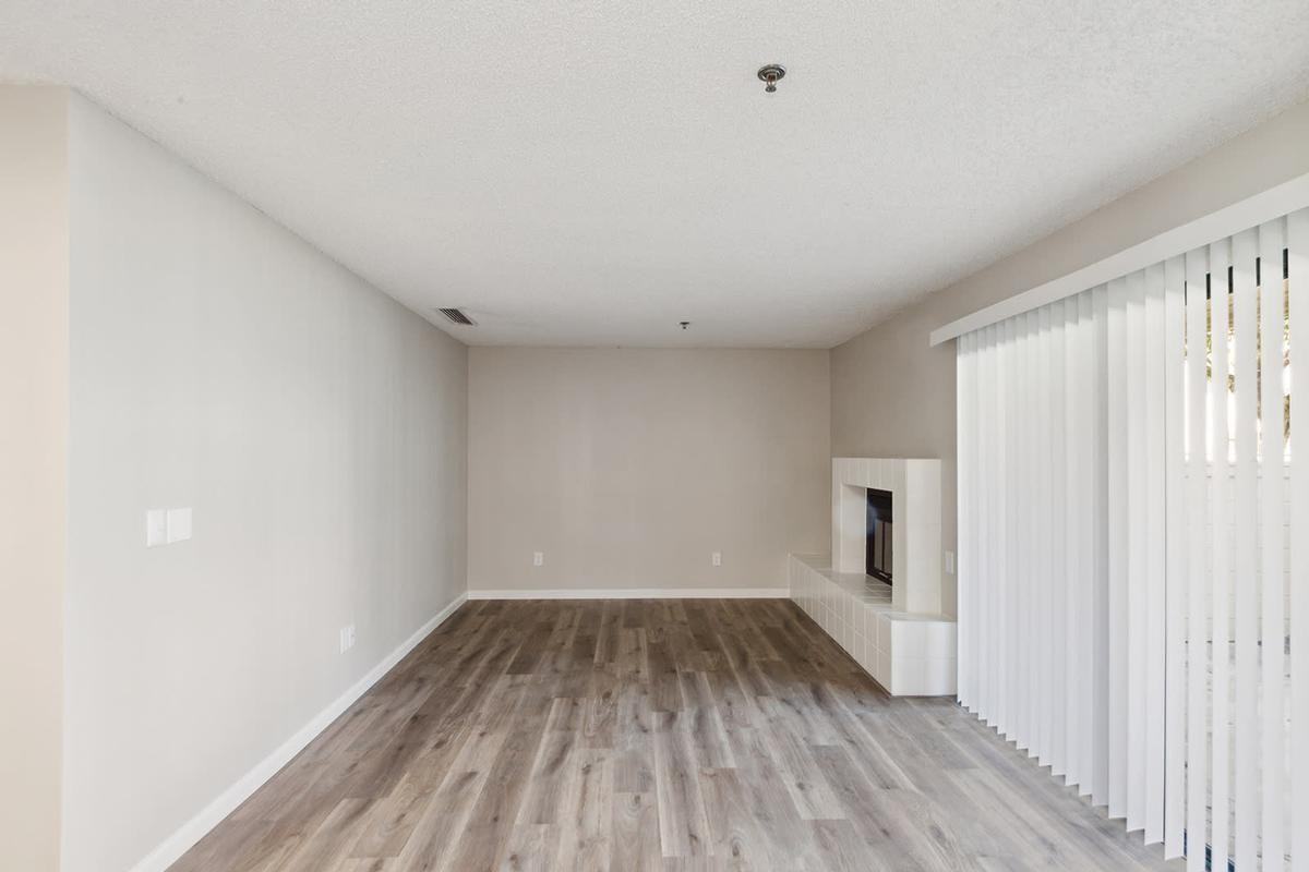 100 Summerfield Dr - Photo 6 of 29