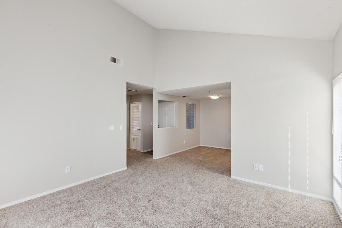 100 Summerfield Dr - Photo 3 of 29