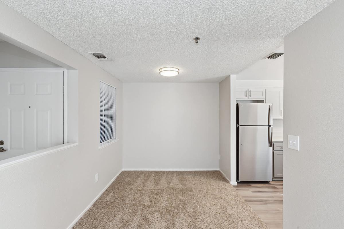 100 Summerfield Dr - Photo 2 of 29