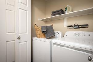 featured image of 7875 Sw Vlahos Dr