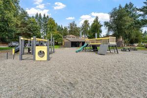 featured image of 1916 Se Larch Ln