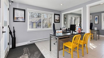 featured image of 1916 Se Larch Ln