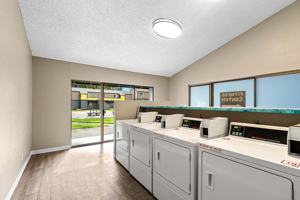 featured image of 1916 Se Larch Ln