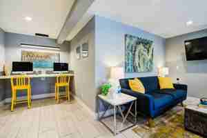 featured image of 1916 Se Larch Ln