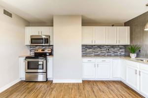 featured image of 110 E 1st St