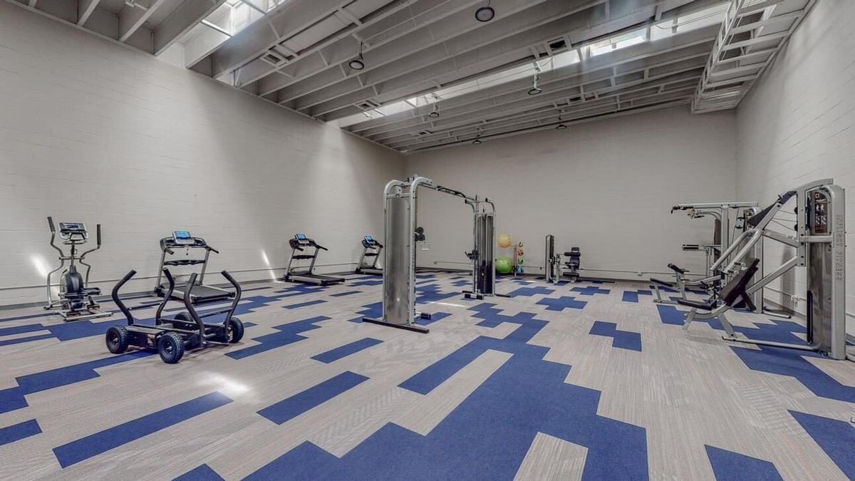 4401 Montgomery Blvd Ne - Photo 4 of 16