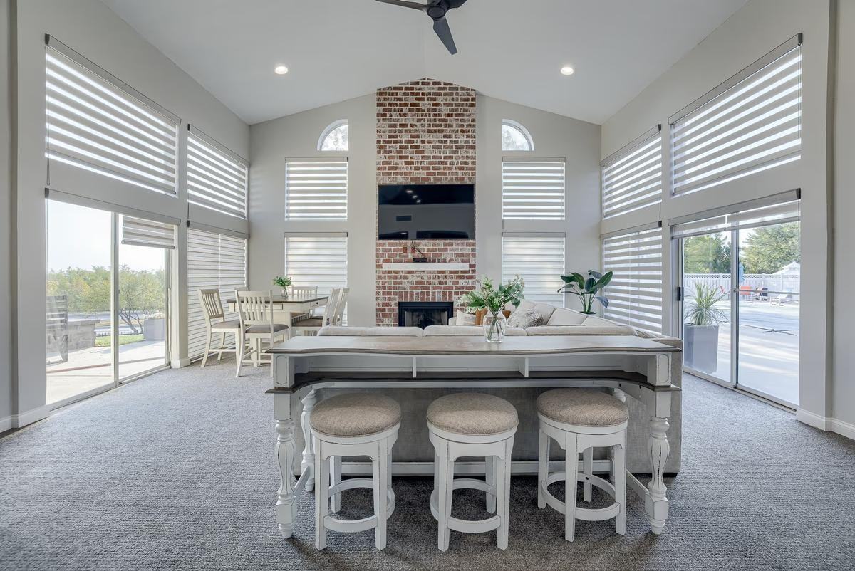 8341 Karl Ridge Rd - Photo 4 of 36