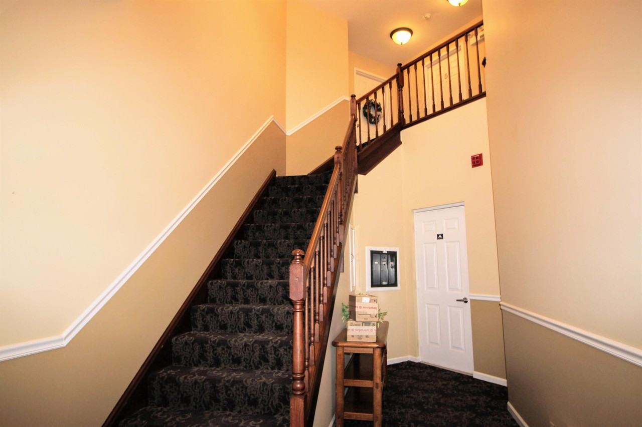 249 W Lynn Dr #1 - Photo 2 of 26
