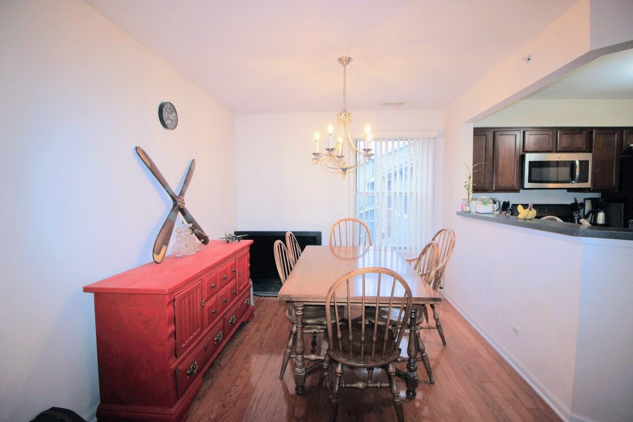 249 W Lynn Dr #1 - Photo 5 of 26