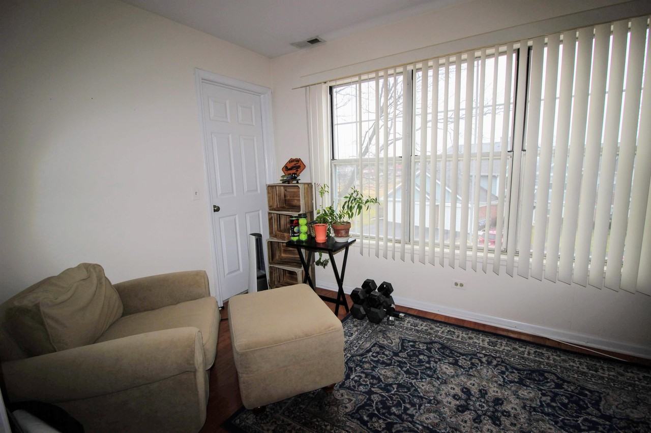 249 W Lynn Dr #1 - Photo 7 of 26