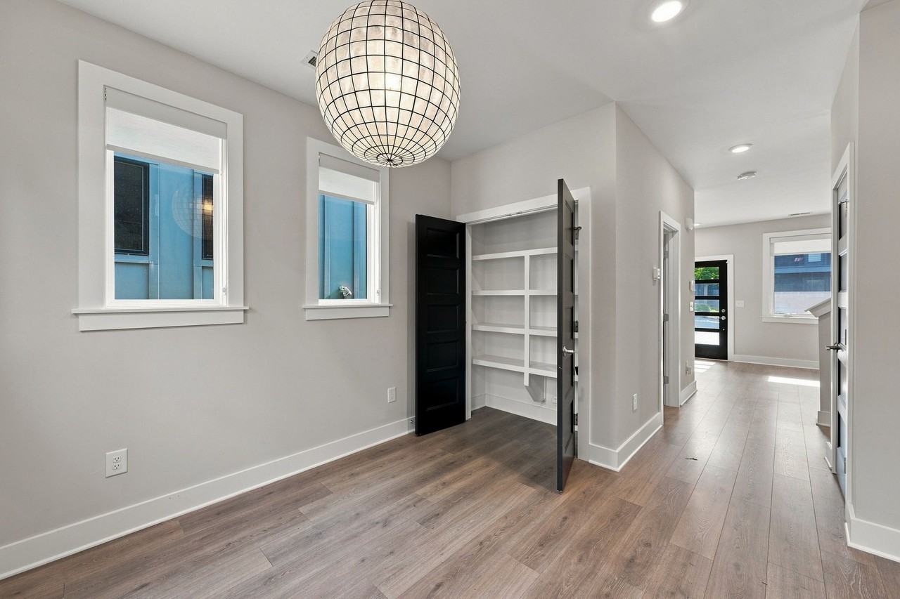 801 Cherokee Ave #1 - Photo 4 of 20
